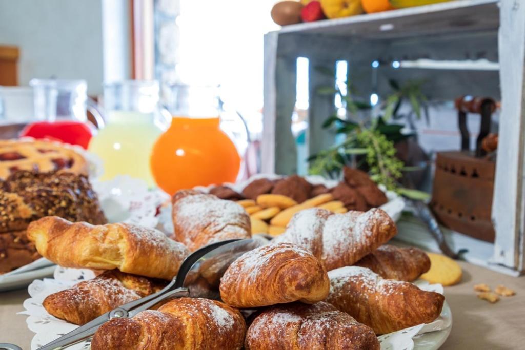 Hotel Eden Brenzone sul Garda Eksteriør bilde