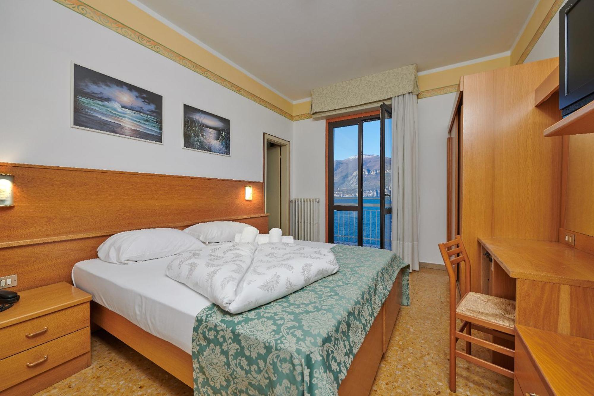 Hotel Eden Brenzone sul Garda Rom bilde