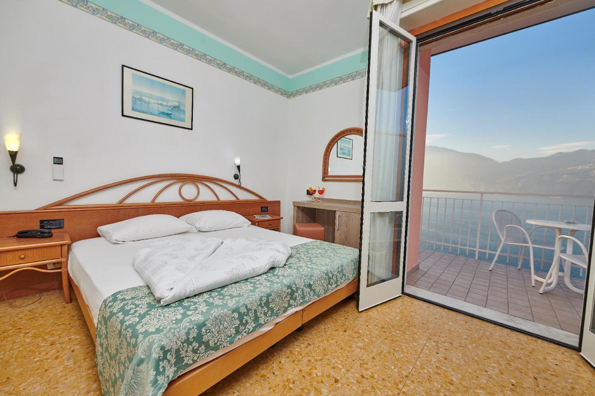 Hotel Eden Brenzone sul Garda Rom bilde
