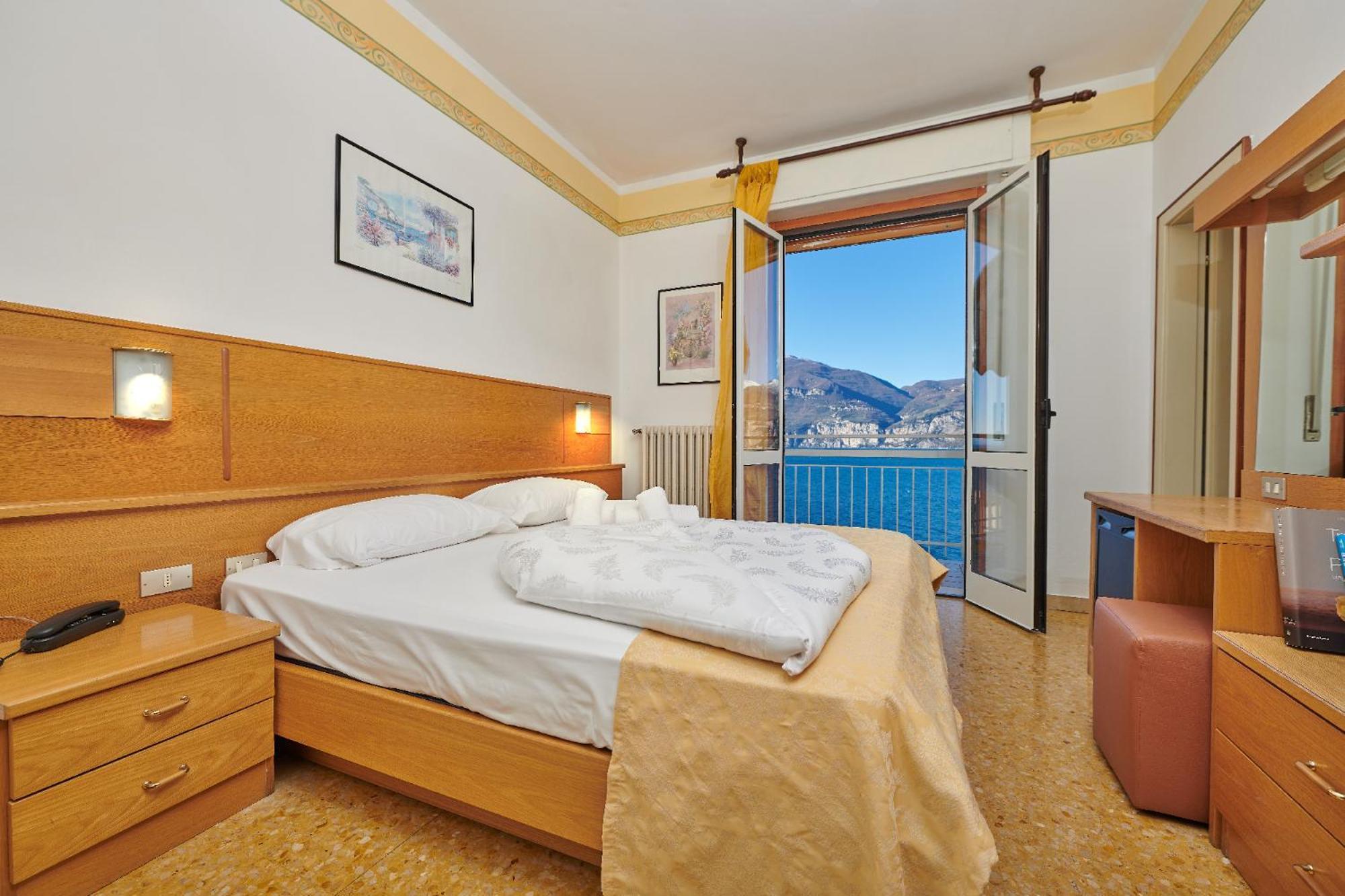 Hotel Eden Brenzone sul Garda Rom bilde