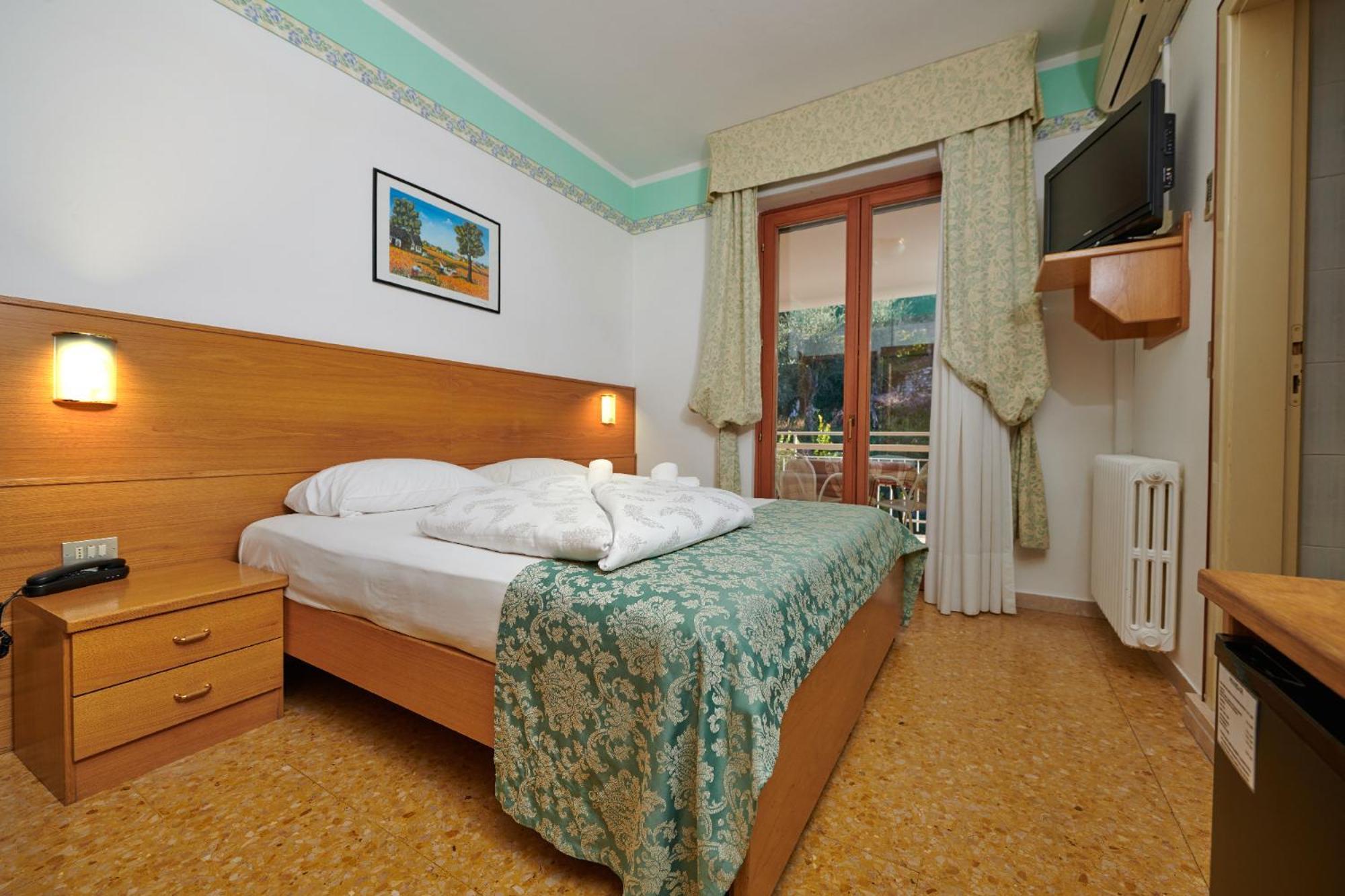 Hotel Eden Brenzone sul Garda Rom bilde