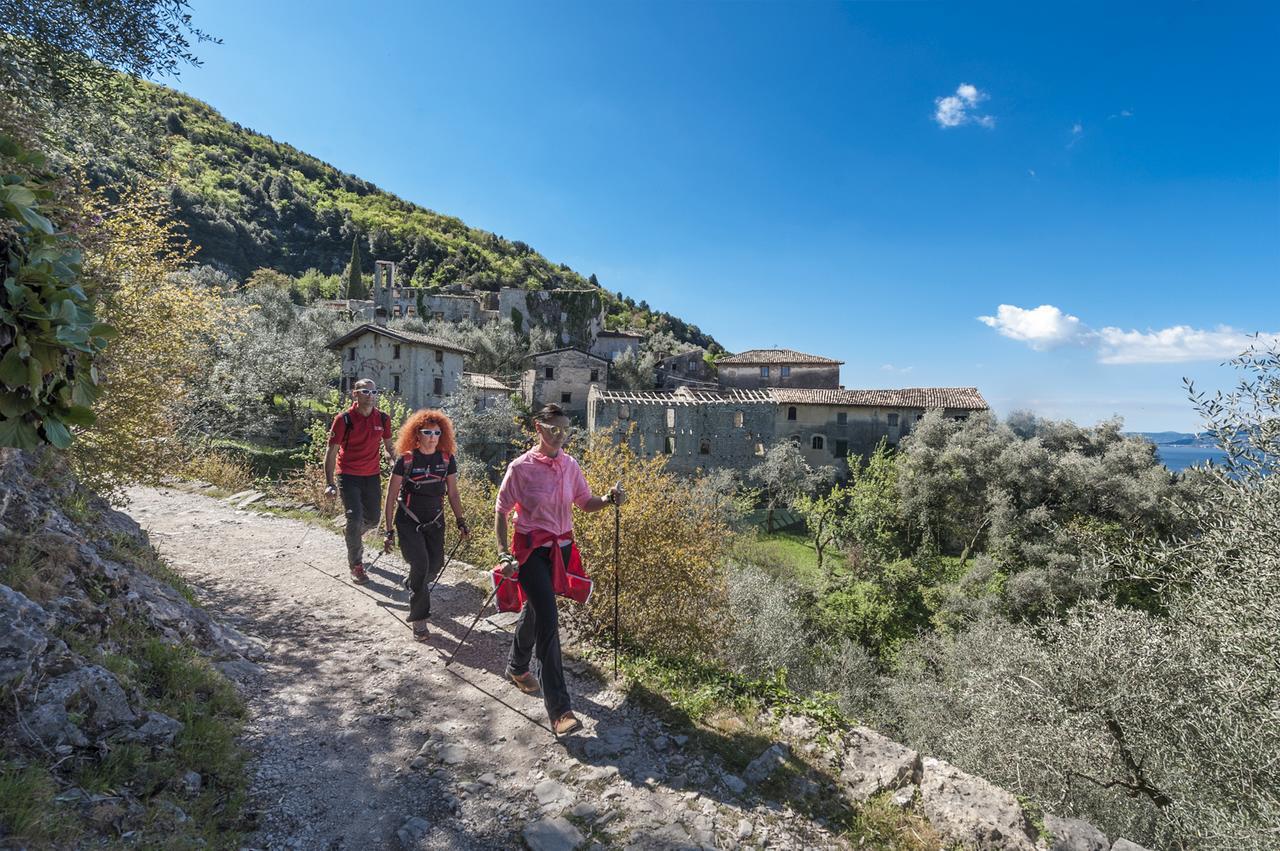 Hotel Eden Brenzone sul Garda Eksteriør bilde