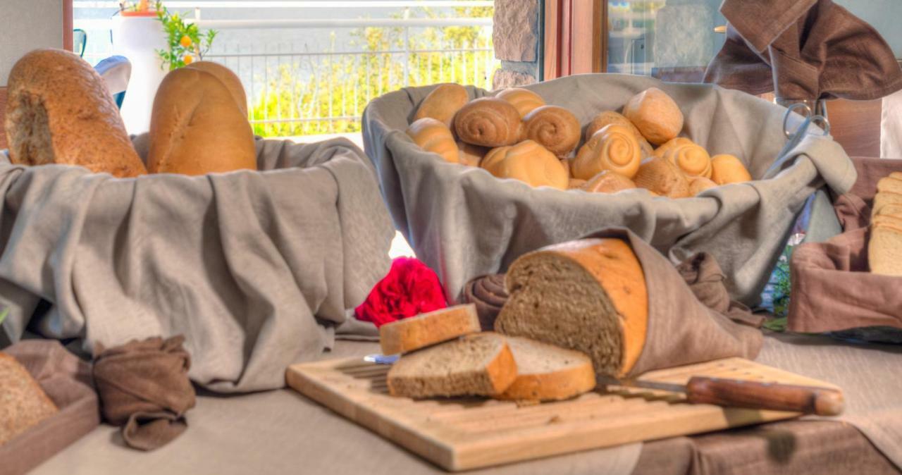 Hotel Eden Brenzone sul Garda Eksteriør bilde